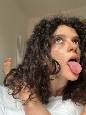 Claudia Surace✨ Shines Brighter Than Ever on OnlyFans