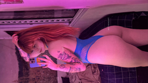 Victoria Makes a Vibrant Update on OnlyFans