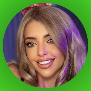 𝐒𝐇𝐀𝐍𝐓𝐈 ❤️‍🔥 Makes a Sizzling Profile Update on OnlyFans!