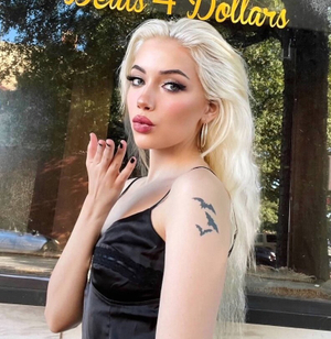 OnlyFans Star <strong>Goth gobbler 🧸🖤</strong> Revamps Their Profile with a Fresh New Look!