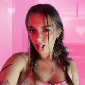 <strong>Alexa</strong> Unveils Fresh Vibes on OnlyFans