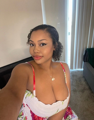 OnlyFans Star <strong>Mali J 🍑</strong> Revamps Her Profile with a Fresh New Look!