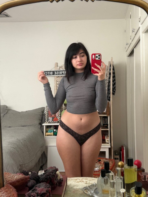 OnlyFans Sensation <strong>DELILAH RAIGE</strong> Revamps Her Profile!