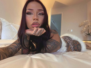 OnlyFans Alert: <strong>Fishballsg</strong> Adds a Splash of Style with New Avatar and Header