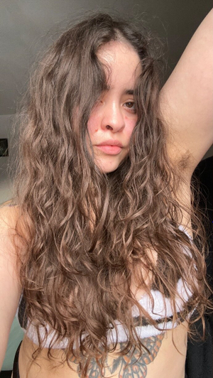 💗HAIRY LOLA💗 Brings a Fresh Look to OnlyFans Profile with Exciting Updates!