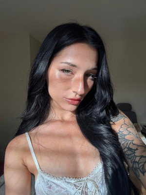 OnlyFans Sensation <strong>lilydiem</strong> Unveils Fresh New Look!