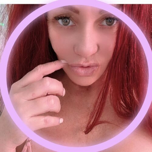 OnlyFans Star <strong>🟢 BREED STEP-Mommy Veronica</strong> Unveils Bold New Look!
