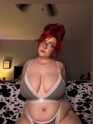 Goddess Gina's OnlyFans Profile Gets a Fresh New Look!