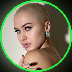 🌙 <strong>𝐋𝐮𝐧𝐚</strong> <strong>@ohmy_luna</strong> Shines with a Fresh OnlyFans Update!