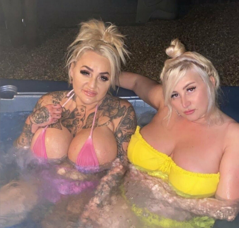 @bustyblondeduo