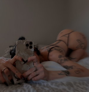 OnlyFans Creator <strong>Emmy Mae</strong> Refreshes Her Look with Exciting Updates!