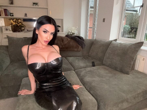 🎉 Exciting New Look for <strong>😈 Tara may 😈</strong> on OnlyFans!