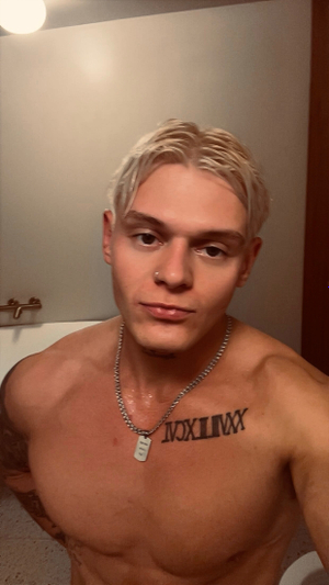 Hollywood's OnlyFans Profile Gets a Futuristic Facelift!