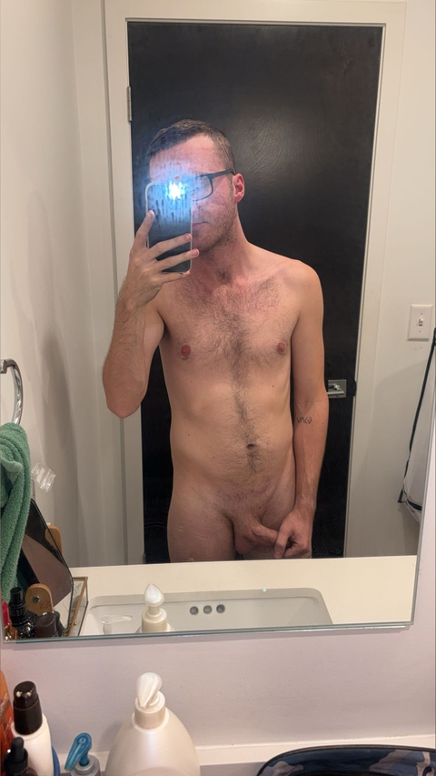 keegandill nude