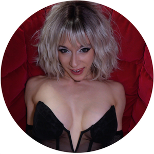 Shawn Night 🍒 Shakes Up OnlyFans with a Sizzling New Update!