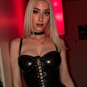 Stella Skye's Profile Glow-Up on OnlyFans: Check Out the New Vibe!