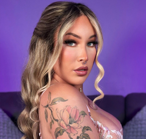 OnlyFans Star <strong>AVA 👻 LIVE 31/10! 💜</strong> Unveils Fresh Profile Makeover