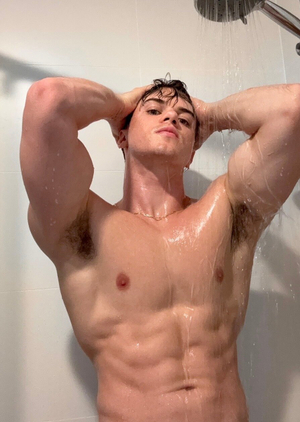 UK Sensation <strong>Lewis Moore</strong> Elevates His OnlyFans Profile with Fresh Updates