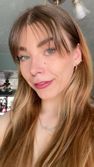 Queen_D's Radiant New Profile Update on OnlyFans