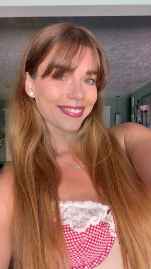 Destiny's Dazzling Update: <strong>Queen_D</strong> Unveils Fresh Look on OnlyFans