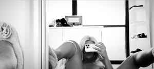 Your Favourite Neighbour's Fresh Look on OnlyFans!