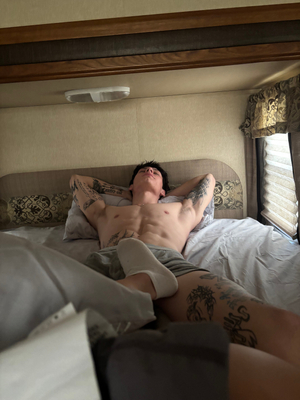 Shredded Transformation: <strong>shreddedboi</strong> Unveils New Look on OnlyFans!