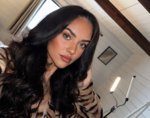 Ëve Sophieê💋 Unveils a Fresh Look on OnlyFans!