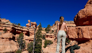 Peaches Unveils Fresh New Look on OnlyFans