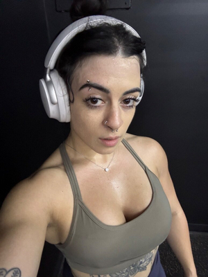 📌🇨🇺SHANIA🇨🇺📌 Unveils New Look on OnlyFans!