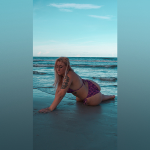 Thalia Lynn Unveils Fresh Look on OnlyFans