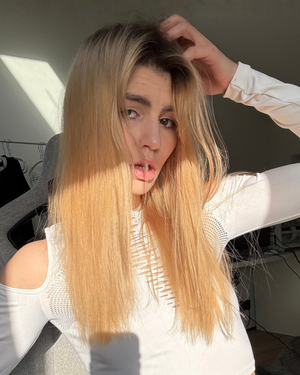 OnlyFans Star <strong>Liya Moon</strong> Unveils a Fresh New Look!