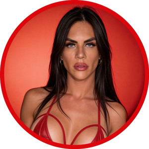 <strong>💜Aly💜 #1 HOTTEST TRANS on OF 🏳️‍🌈</strong> Struts a New Look on OnlyFans!