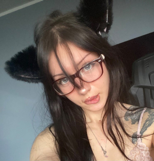 OnlyFans Star <strong>Lavi</strong> Updates Their Profile with a Fresh New Look!