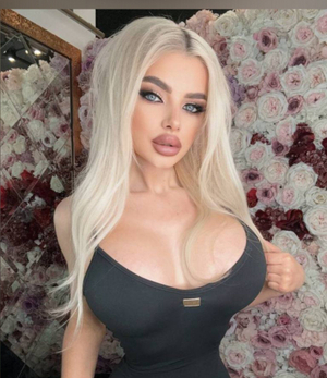 Persian Lali 🔥 Unveils a New Look on OnlyFans!