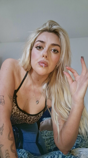 Your New Favorite Look: <strong>Goddess Sofie</strong> Gets a Fresh Makeover on OnlyFans!