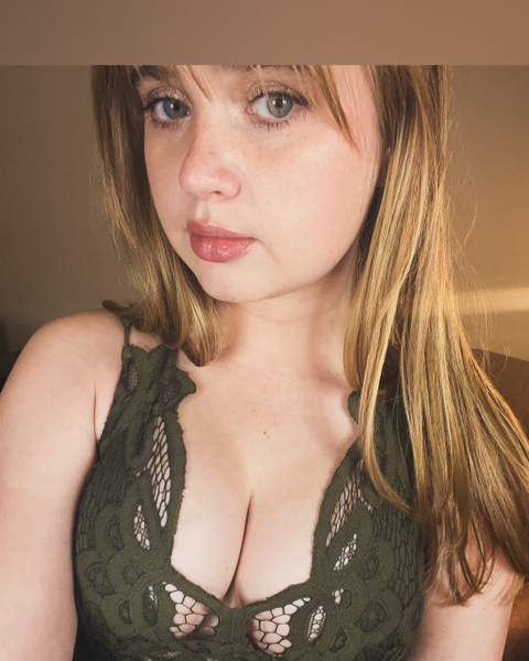 Bella Marie Berrada - bellamarieberrada OnlyFans