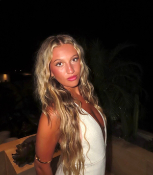 OnlyFans Star <strong>Audi 🫶🏼</strong> Revamps Her Profile with a Fresh New Look!