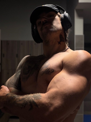 JamesSpice Unveils Electrifying New Look on OnlyFans!