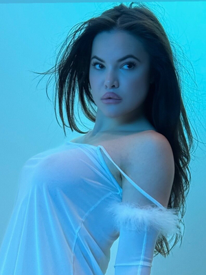 Kaili Thorne's OnlyFans Profile Gets a Stunning New Look!