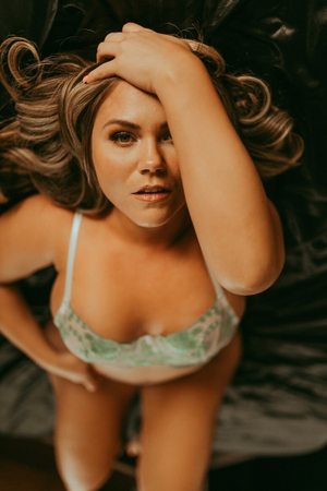 Exciting Updates from <strong>Annalise</strong> on OnlyFans!