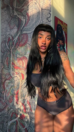 Zoey Sinn Lights Up OnlyFans with an Electrifying Profile Update!
