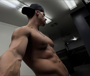 OnlyFans Star <strong>Zac</strong> Revamps Profile with Fresh Updates!