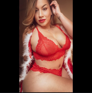 OnlyFans Sensation <strong>Leila Nicole</strong> Unveils Fresh Profile Update