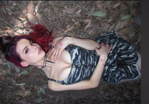 🦋 Katie Bell 🦋 Shines with a Fresh OnlyFans Bio Update!