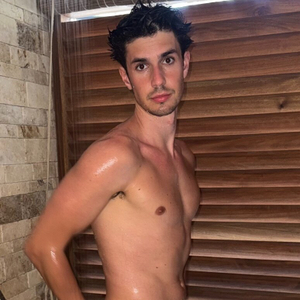 OnlyFans Sensation <strong>XANDER</strong> Refreshes His Profile with New Twists!