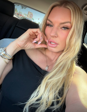 Rachael Cavalli's OnlyFans Profile Gets a Vibrant Makeover!