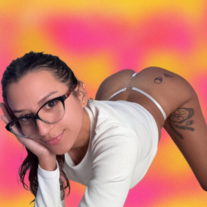 Spicy Update: <strong>Naughty latina🧸🌹</strong> Revamps OnlyFans Profile with Fresh Bio