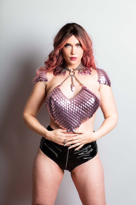 Bee (Naked News/Suicidegirls/Playboy tv) OnlyFans Account - overlairbee