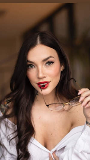 OnlyFans Star <strong>🔴 🍭 Miley Mercier 💦</strong> Reveals Stunning Profile Update!