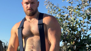 Max Small Unveils Fresh Look on OnlyFans